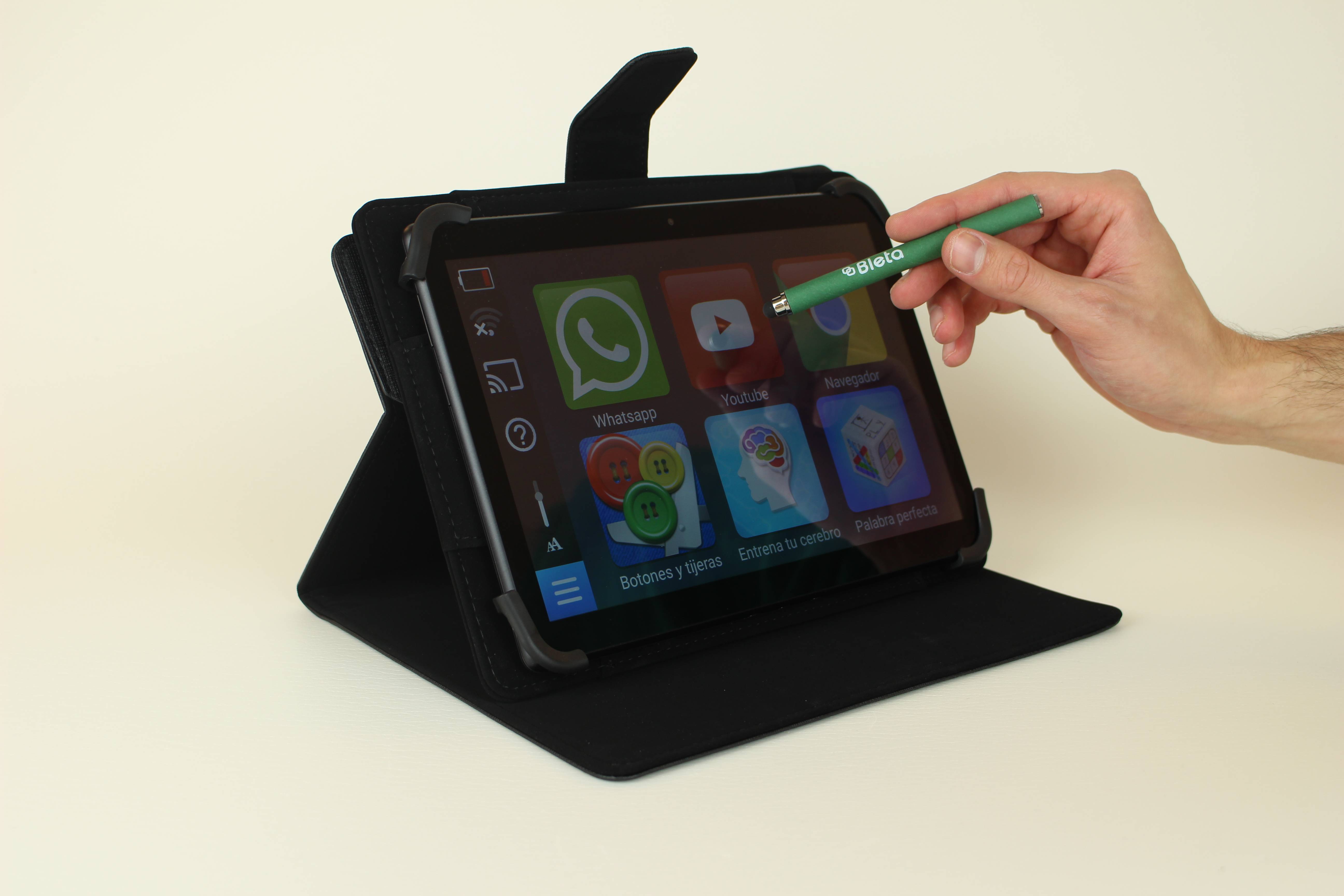 Tableta en el soporte. Acceso a la galería. Abre nueva ventana